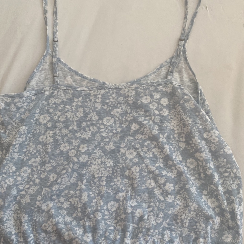 Blue top - Picture 2 of 2